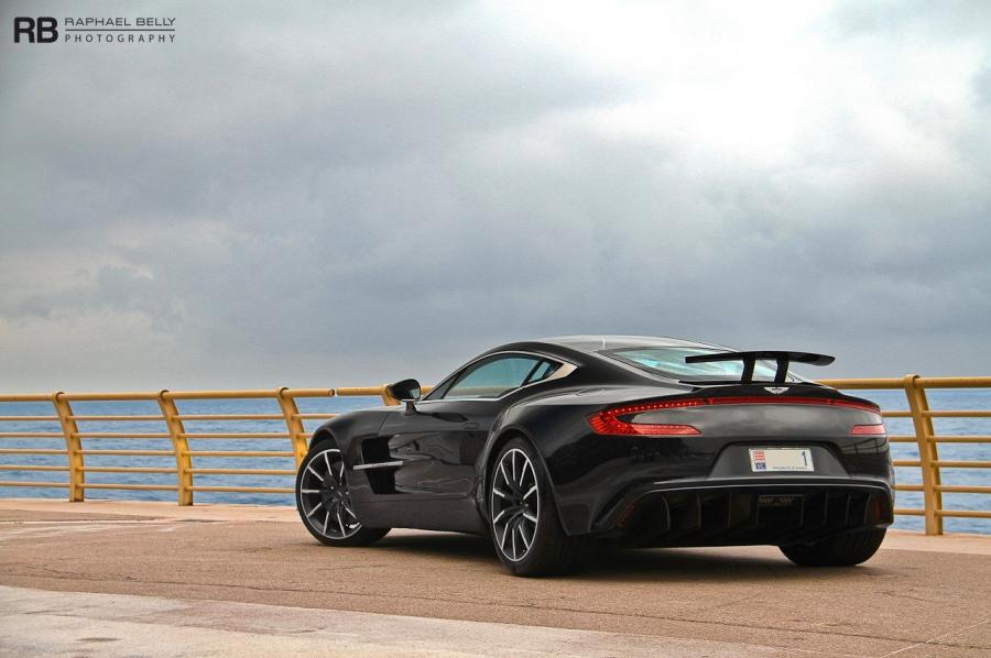  Aston Martin One-77 in Monaco 2012 года  (фото 9 из 11)